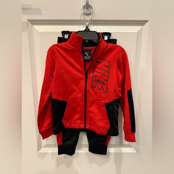 Nike Red and Black Athletic Set - Picture 2 of 6